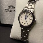 жіночий механічний годинник orient
